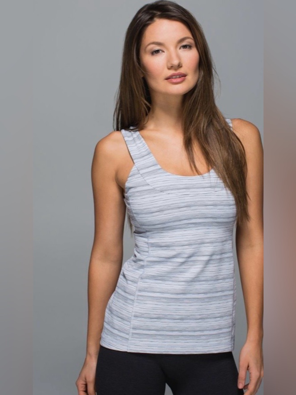 Lululemon scoop neck tank size 8